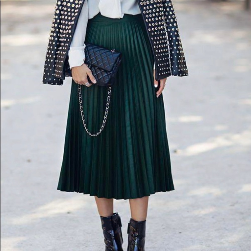 Zara pleated midi skirt emerald green small